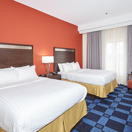 Holiday Inn Express And Suites Columbia University Area By Ihg Kültér fotó